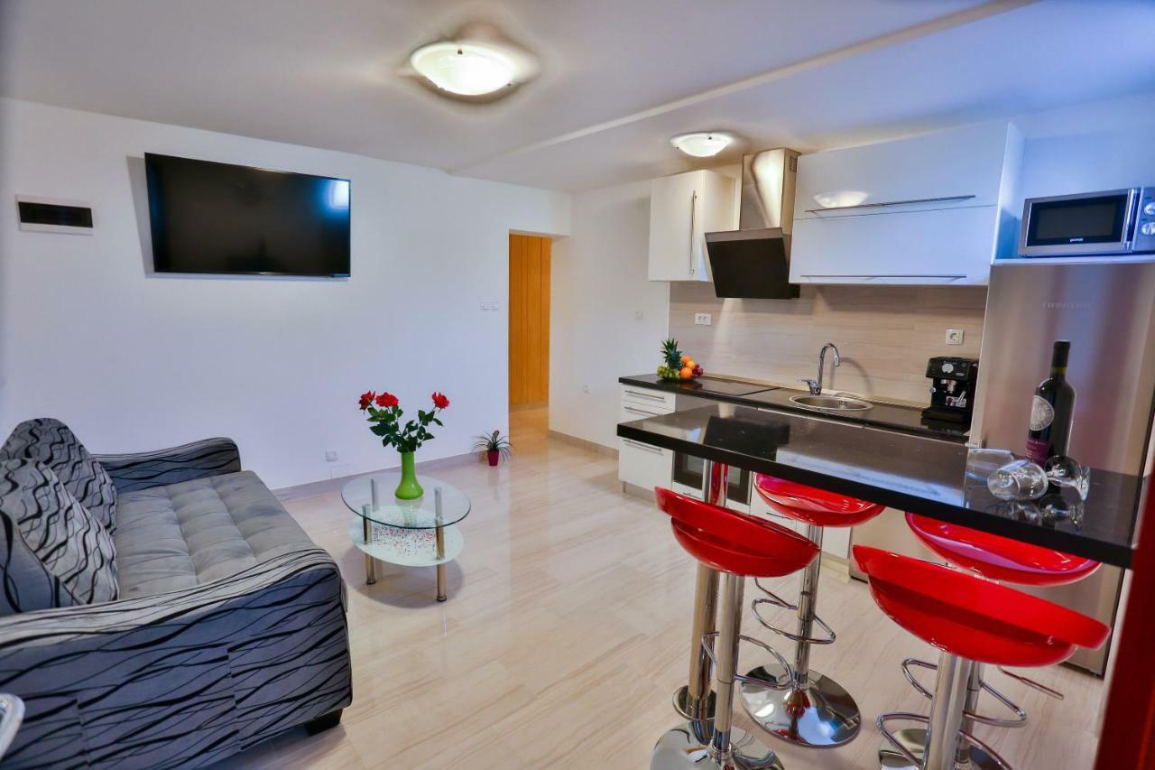 Luxury Apartment M&N In Split - Free Parking Buitenkant foto